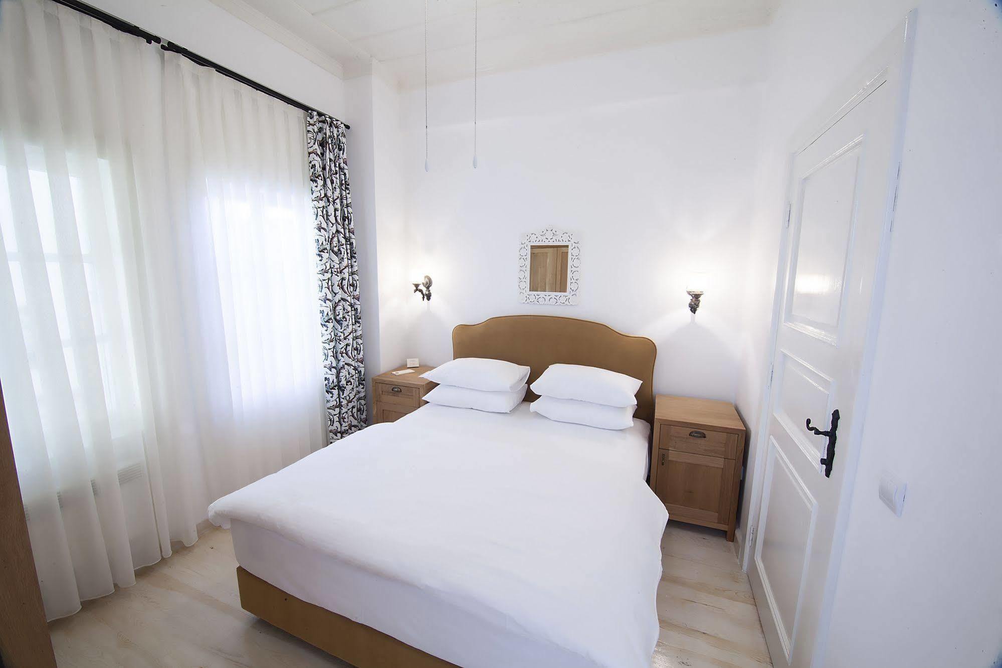 Quarante Hotel - Adult Only Bozcaada Island Exterior foto