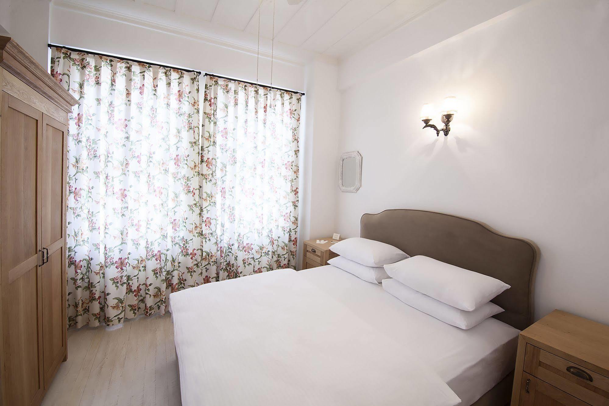 Quarante Hotel - Adult Only Bozcaada Island Exterior foto